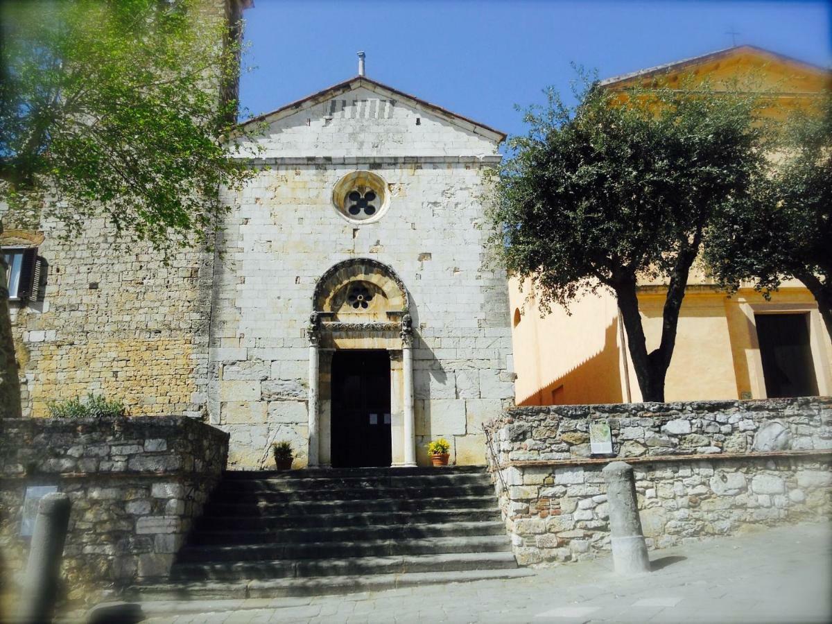 Villa Lucrezia - Dimora In Suvereto Suites&Apartments Экстерьер фото